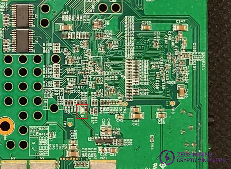 D4 LED چراغ خاموش است