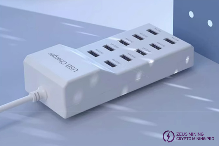 ایستگاه شارژ چند پورت USB 10
