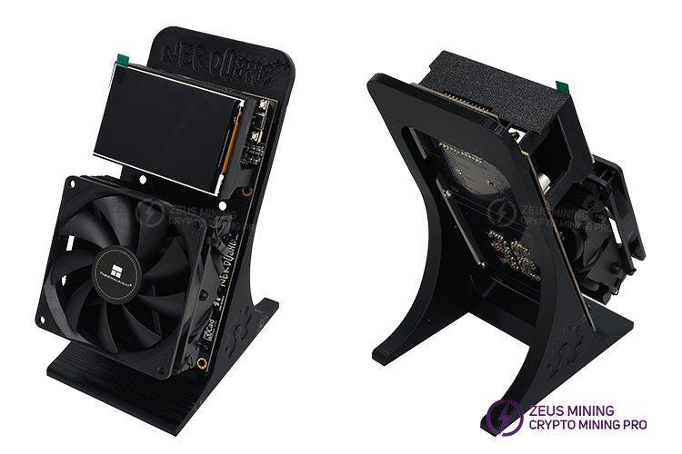 ماینر NerdQAxe++ 4.8T BTC با صفحه نمایش بزرگ ماینر NerdQAxe++ 4.8T BTC با صفحه نمایش بزرگ