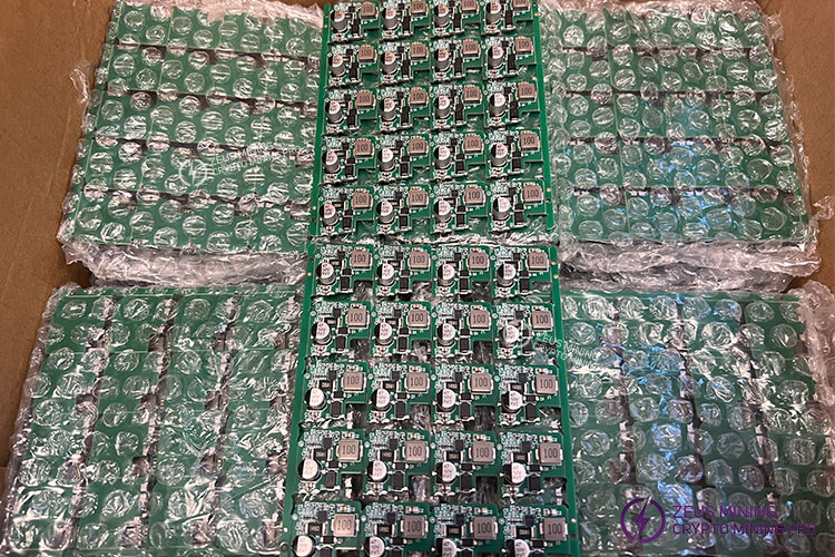 ماژولهای تقویتکننده برق 18 ولت DC برای Antminer ماژولهای تقویتکننده برق 18 ولت DC برای Antminer