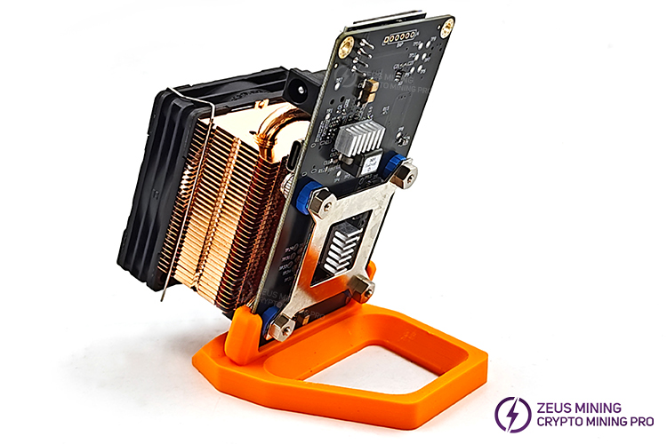 نسخه ارتقا یافته جدید Bitaxe Gamma 601 Max 1.9th/s