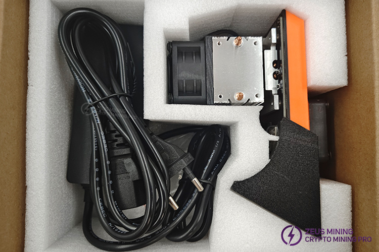 ماینر بیت کوین سولو Bitaxe Gamma 602 ماینر بیت کوین سولو Bitaxe Gamma 602